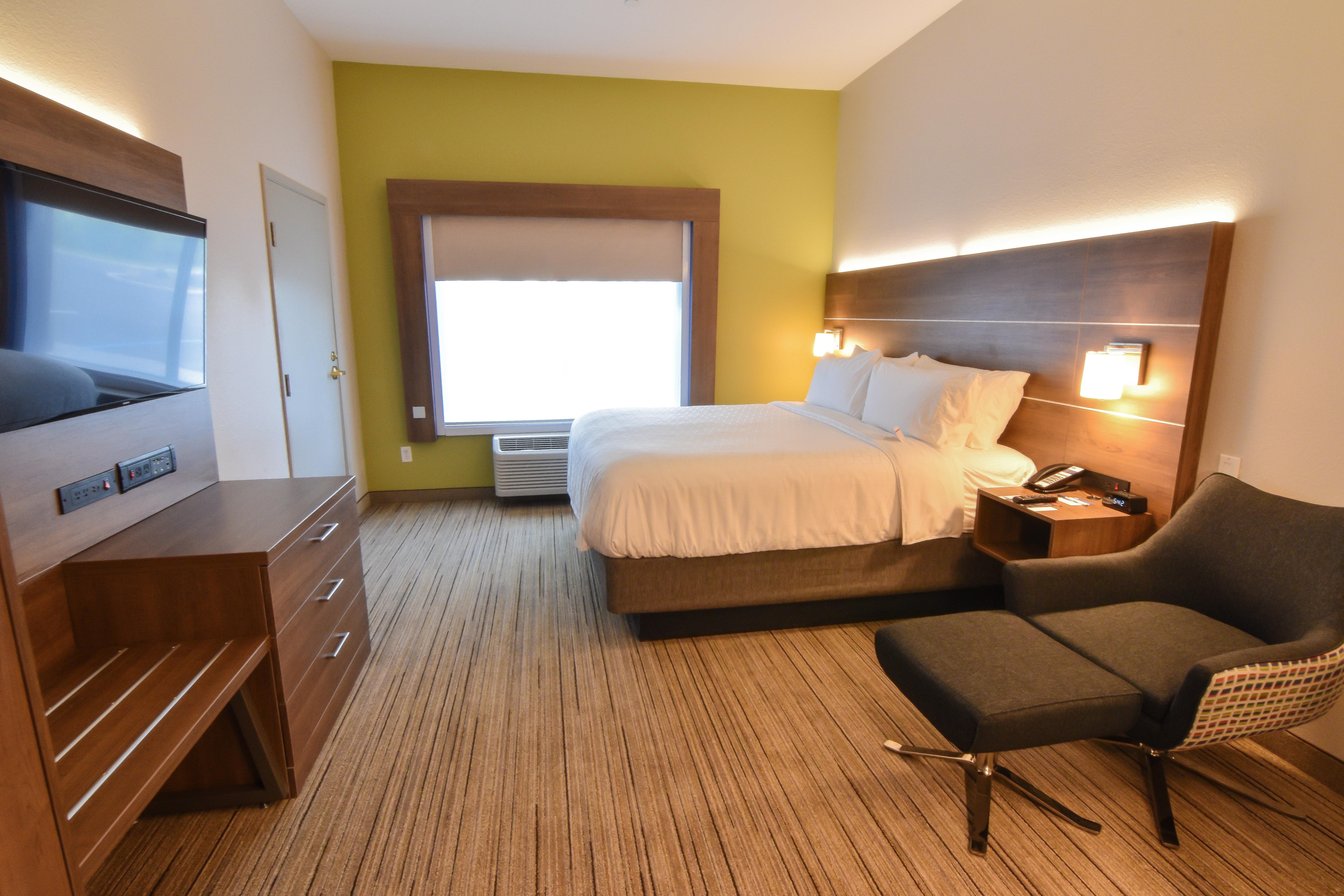 Holiday Inn Express & Suites - Indianapolis Northwest By Ihg Exterior photo